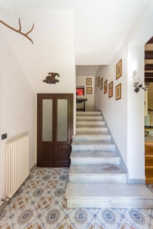Villa La Rossa Fiumelatte Buitenkant foto
