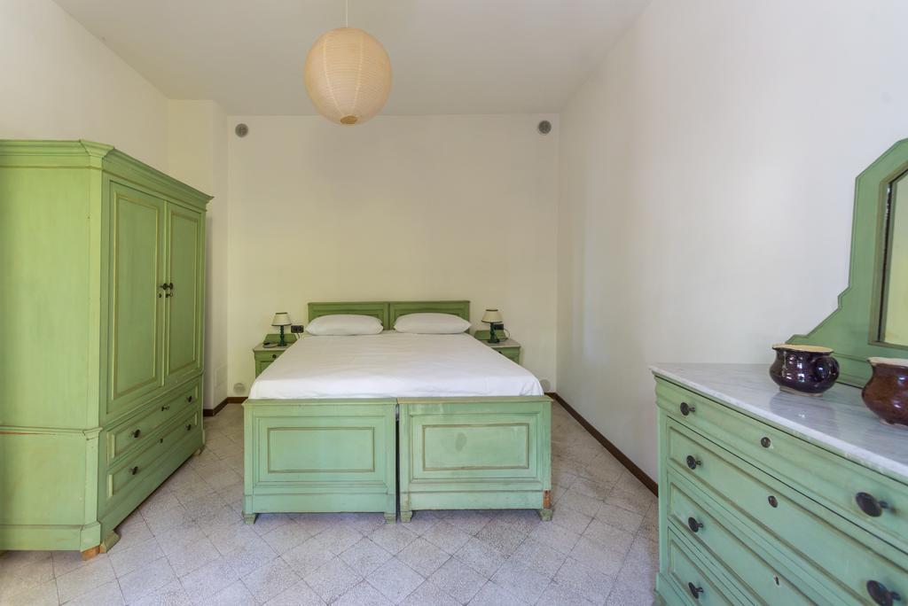 Villa La Rossa Fiumelatte Buitenkant foto