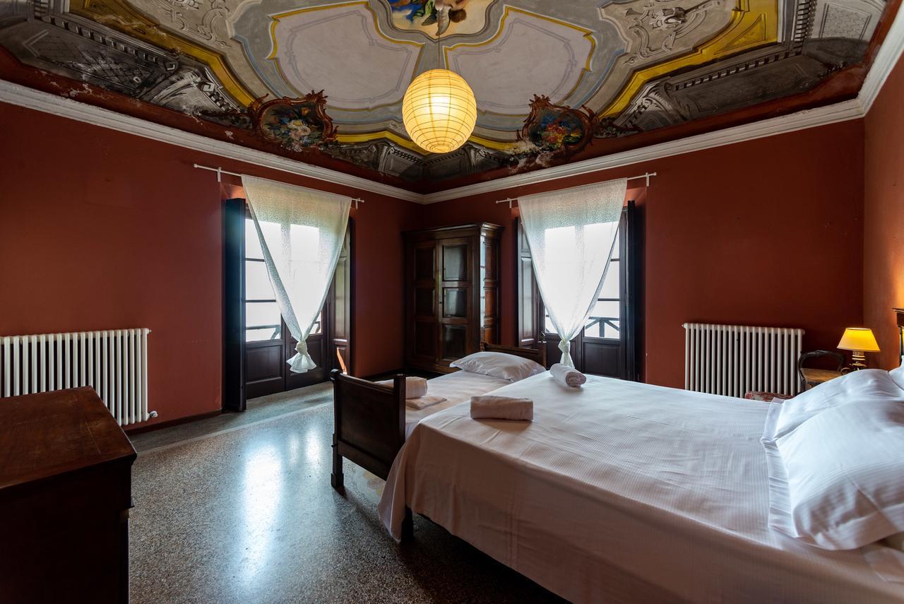 Villa La Rossa Fiumelatte Buitenkant foto